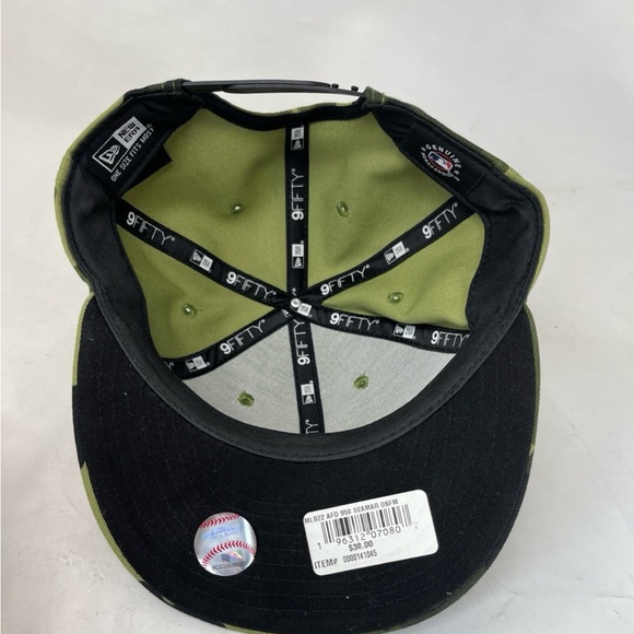 Seattle Mariners “Armed Forces Day” Hat - Picture 4 of 5